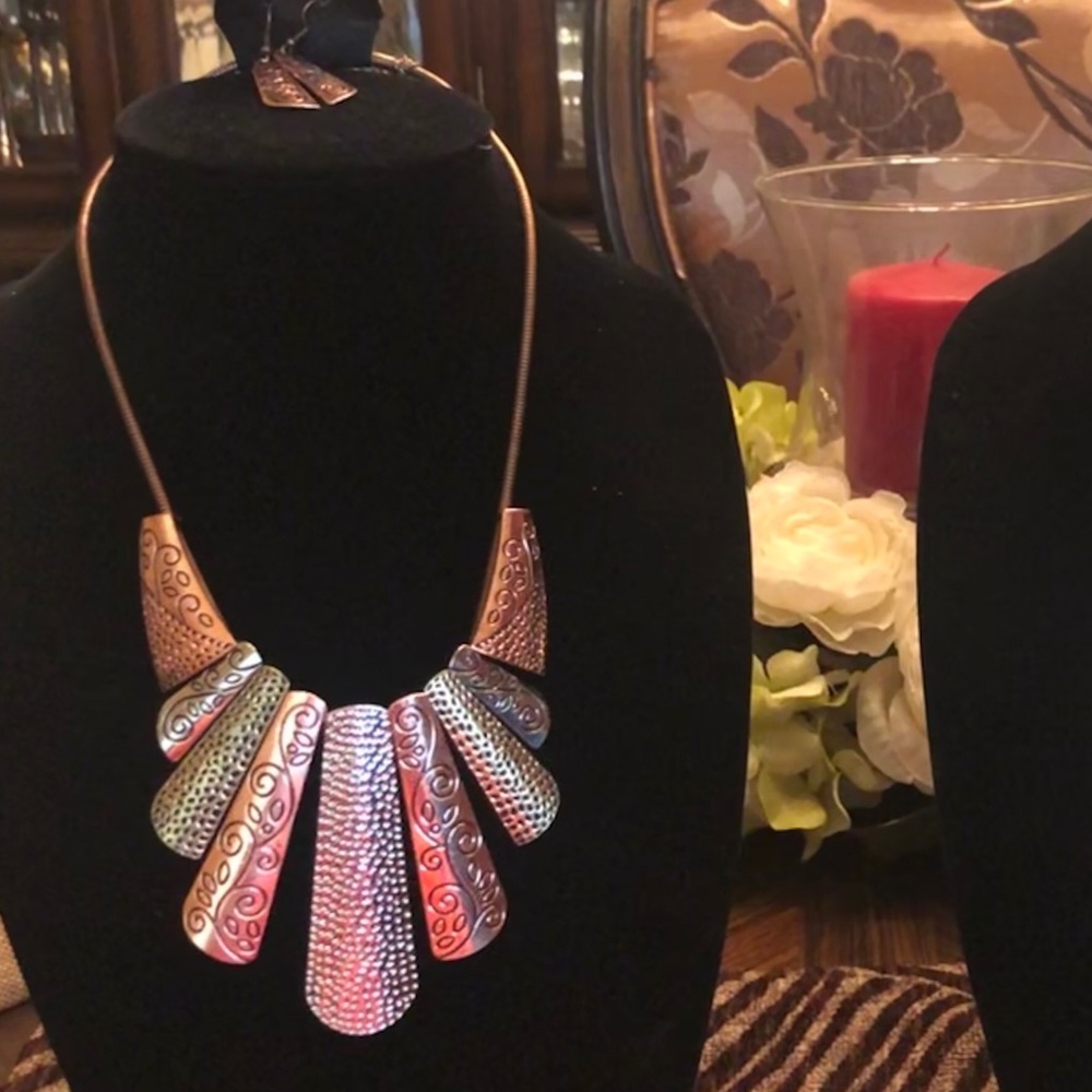 Beautiful Lead & Nickel Free Necklace & Earrings